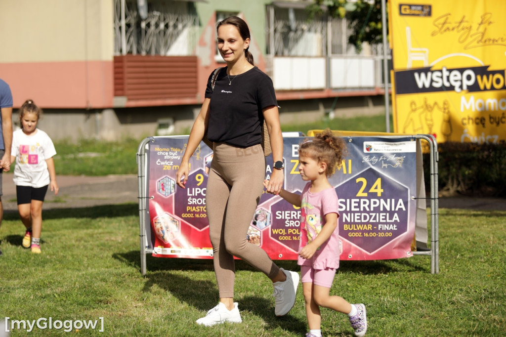 Całe rodziny bawiły się na osiedlu w Głogowie
