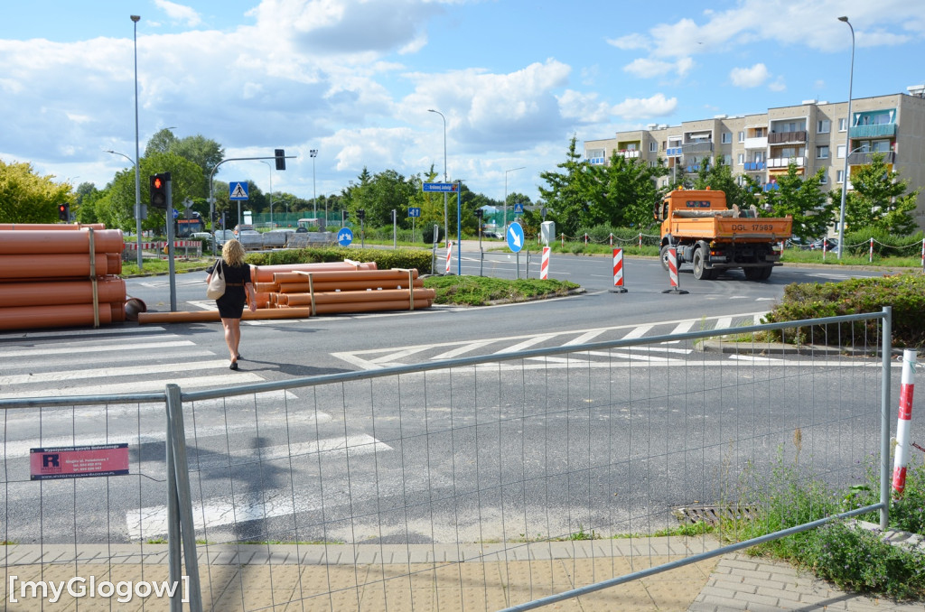 Przebudowa i utrudnienia na ul. Królowej Jadwigi