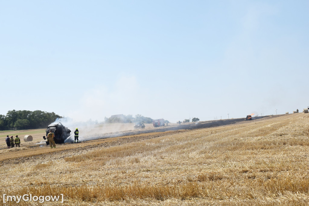 Pożar na polu w Słonem pod Głogowem