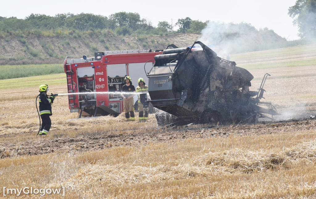 Pożar na polu w Słonem pod Głogowem