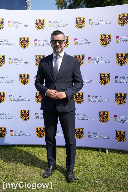 W cieniu kolegiaty