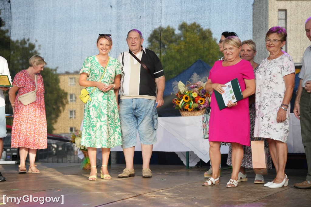 Finał w cieniu kolegiaty