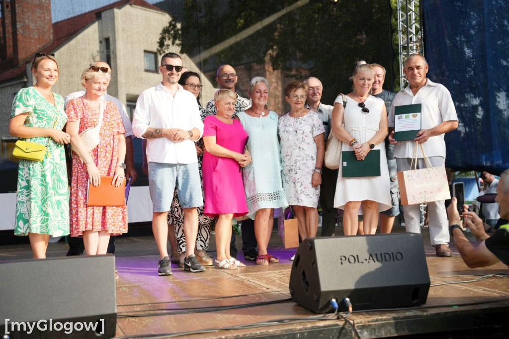 Finał w cieniu kolegiaty