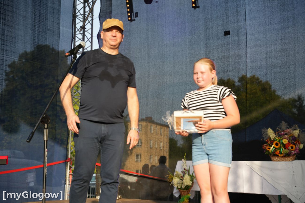 Finał w cieniu kolegiaty