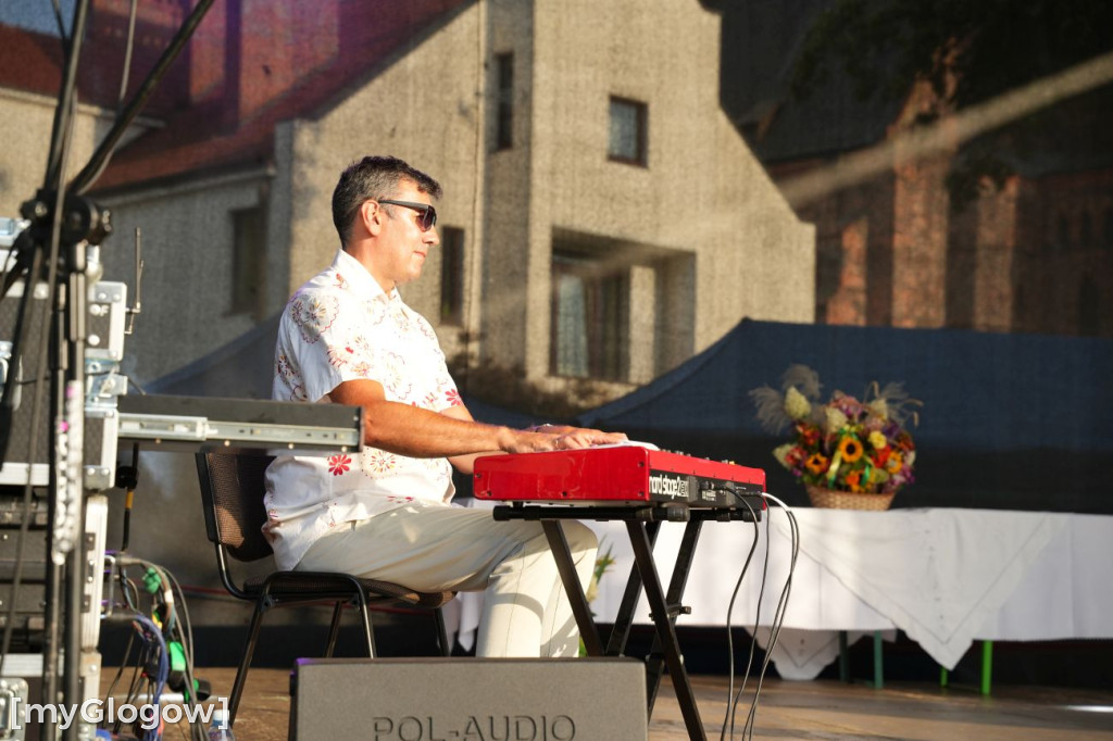 Finał w cieniu kolegiaty