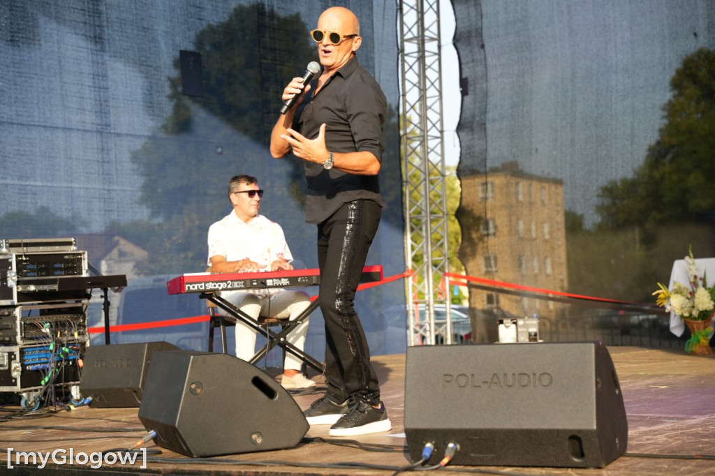 Finał w cieniu kolegiaty