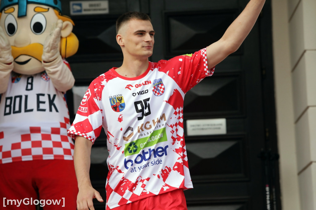 Szczypiorniści Chrobrego Głogów na rynku