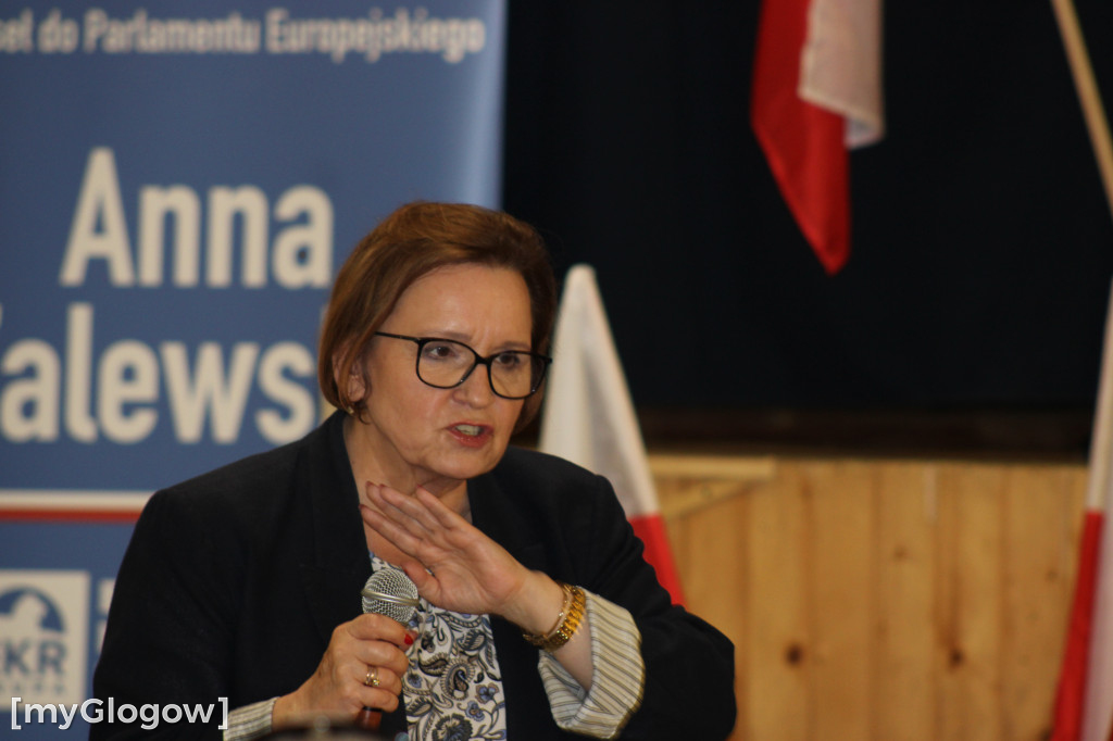 Anna Zalewska w Głogowie. Ostro o wiatrakach