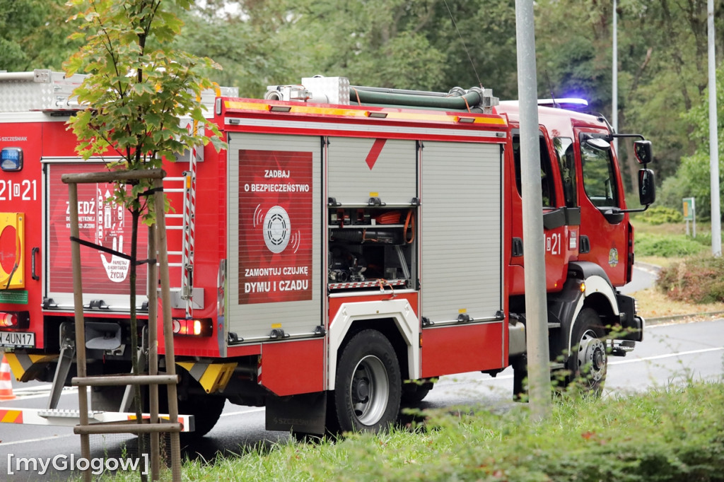 Wypadł z ronda! Wypadek w Głogowie