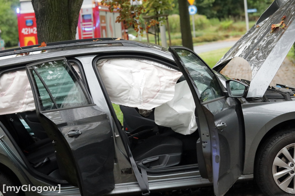 Wypadł z ronda! Wypadek w Głogowie