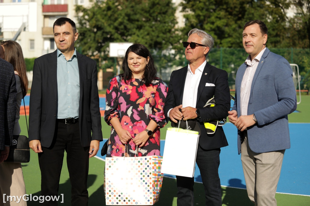 Nowe boiska oficjalne otwarte. Co za radość!