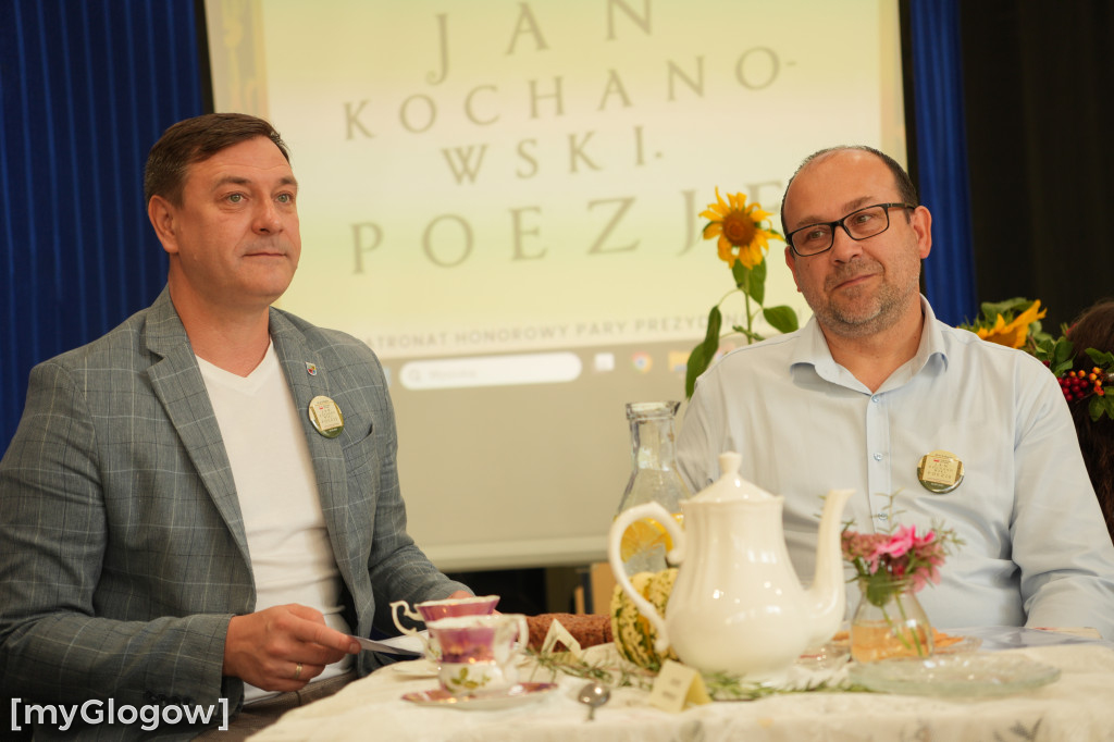 Narodowe Czytanie w SP 9 w Głogowie z prezydentem