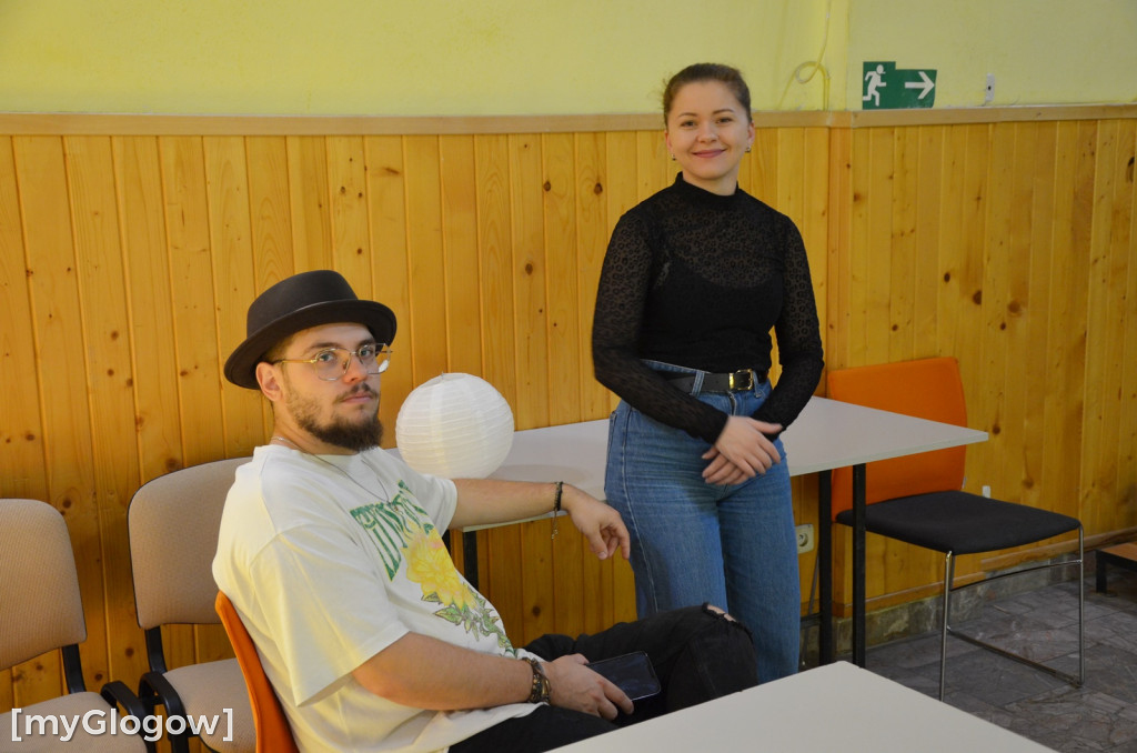 Próby spektaklu charytatywnego Zaplątani