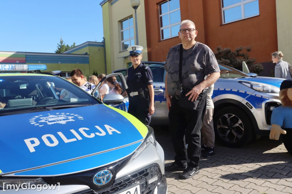Policja, straż, ratownicy w SP 3