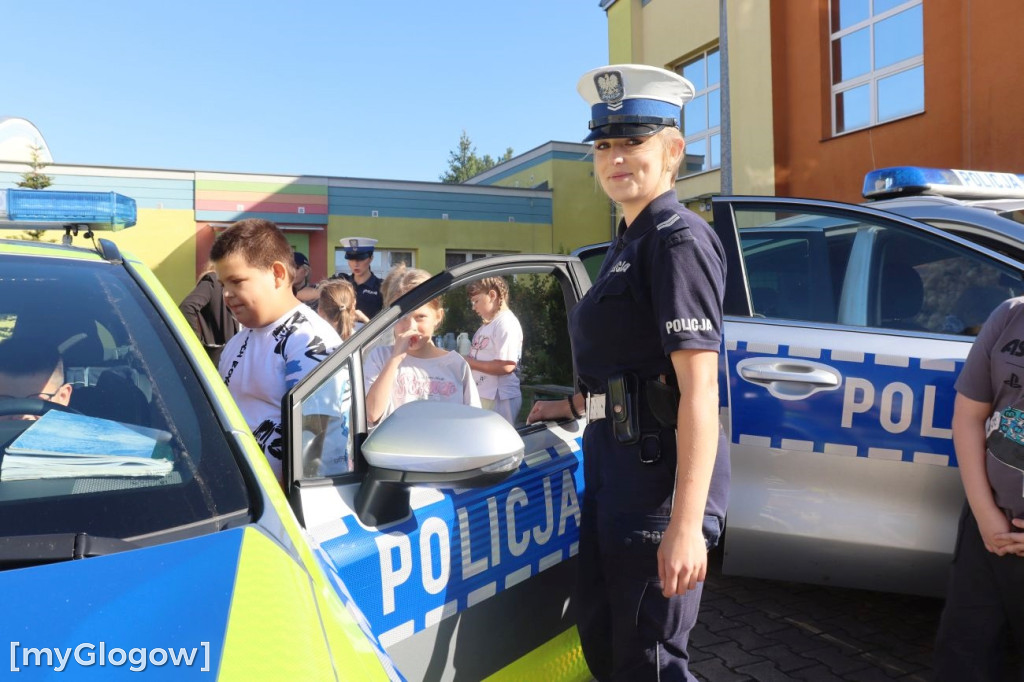 Policja, straż, ratownicy w SP 3