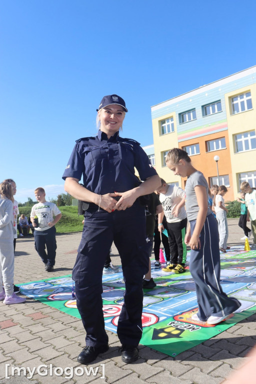Policja, straż, ratownicy w SP 3