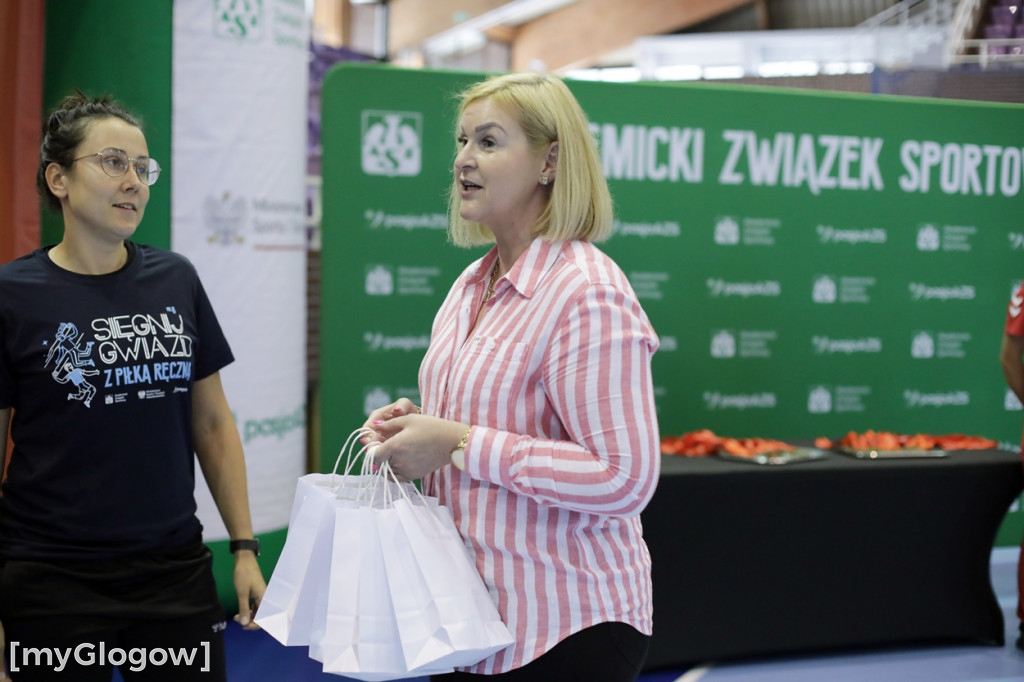 Grały dziewczyny! Sięgnij Gwiazd z Piłką Ręczną