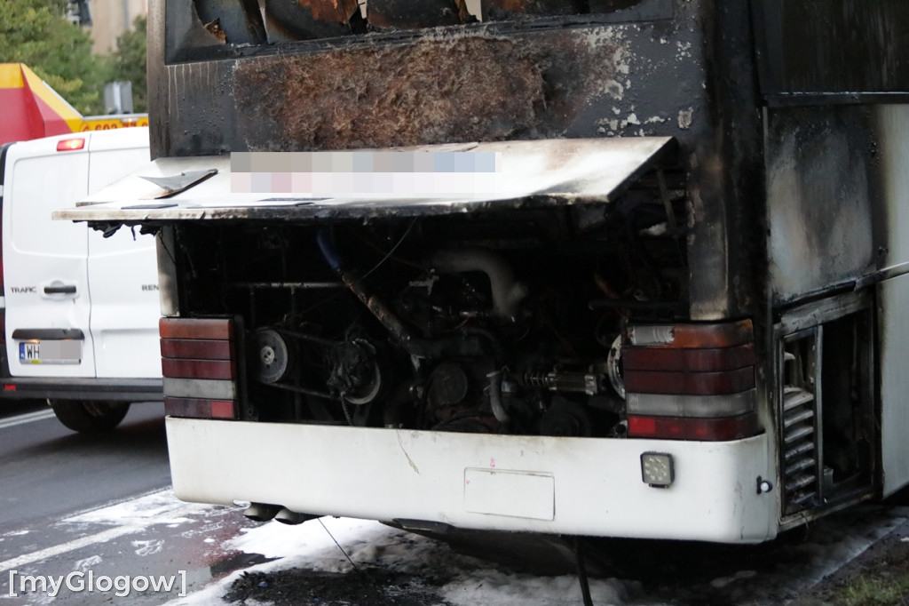 Pożar autobusu w centrum Głogowa