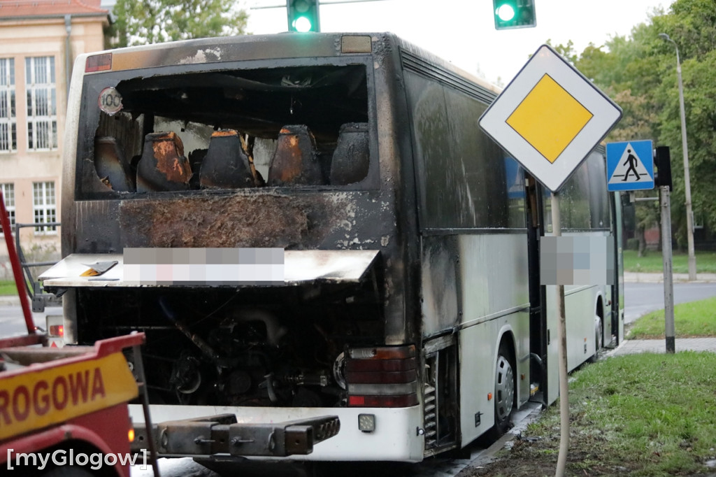 Pożar autobusu w centrum Głogowa
