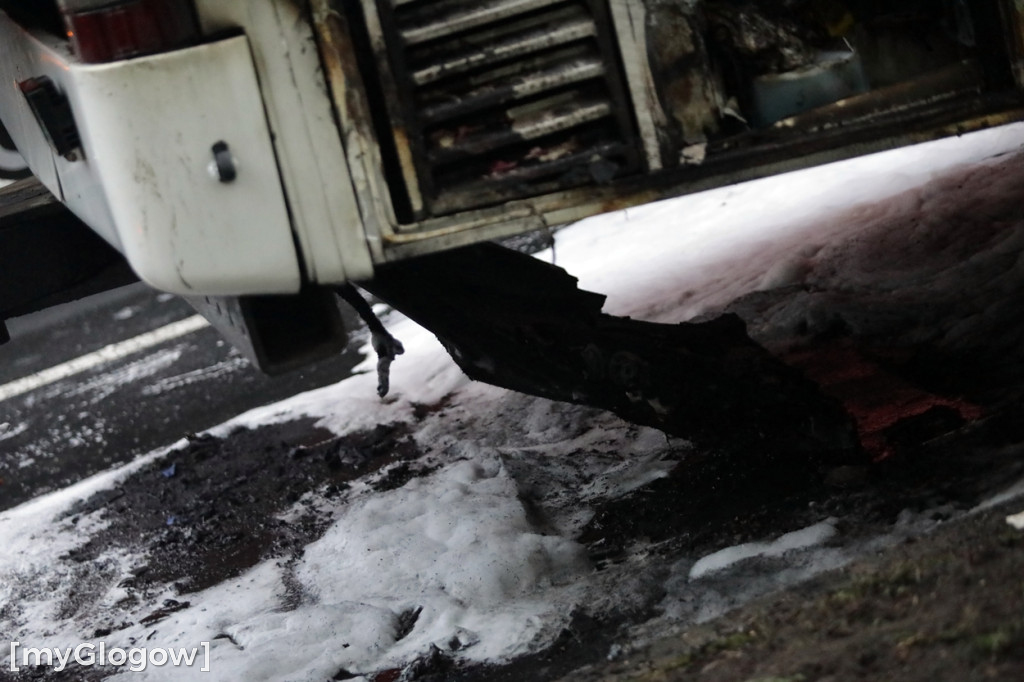 Pożar autobusu w centrum Głogowa