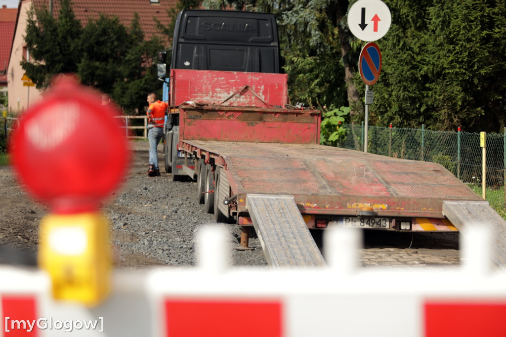 Ulica Tęczowa rozkopana. Rozpoczął się remont