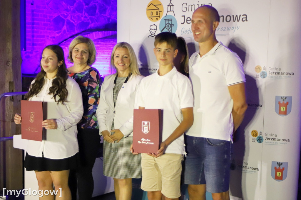 Gala stypendialna w Jerzmanowej