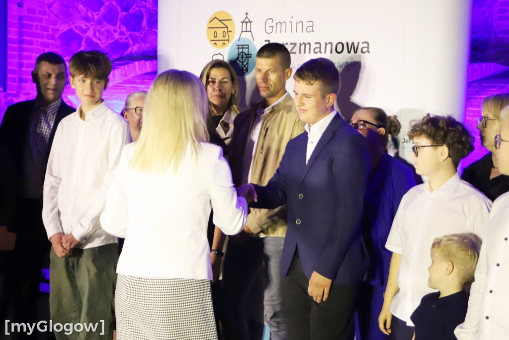 Gala stypendialna w Jerzmanowej