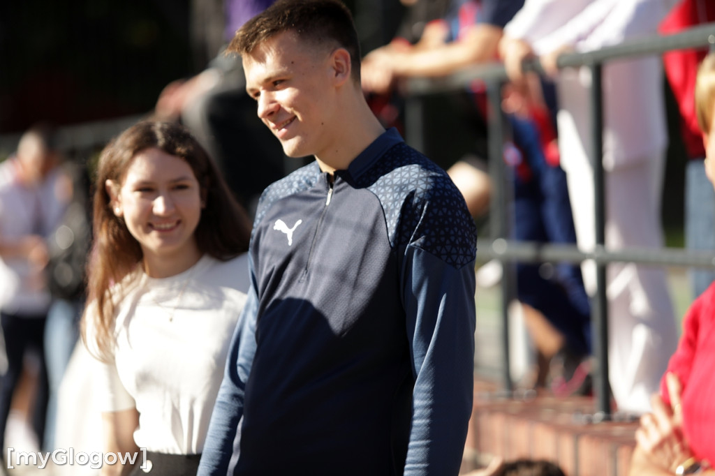 Wielki mecz na otwarcie boiska w Głogowie
