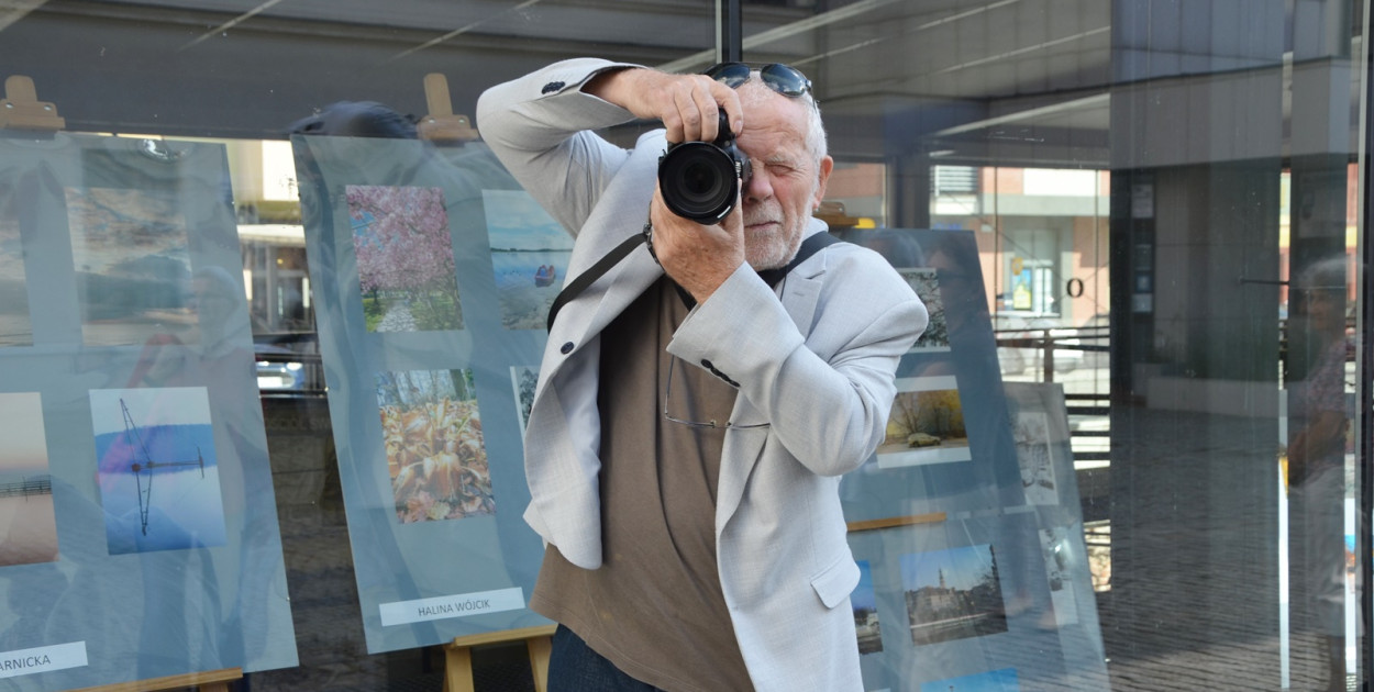 Otwarcie wystawy fotograficznej w sukiennicach