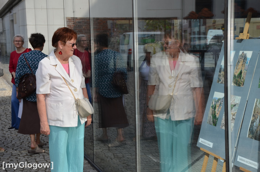 Otwarcie wystawy fotograficznej w sukiennicach