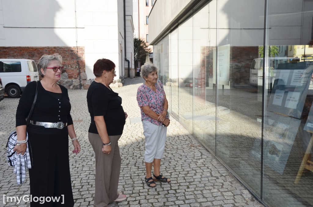 Otwarcie wystawy fotograficznej w sukiennicach