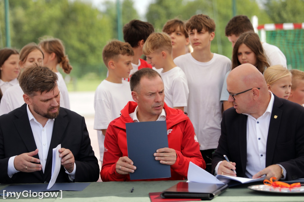 Ogromne pieniądze! Będą nowe boiska w Radwanicach