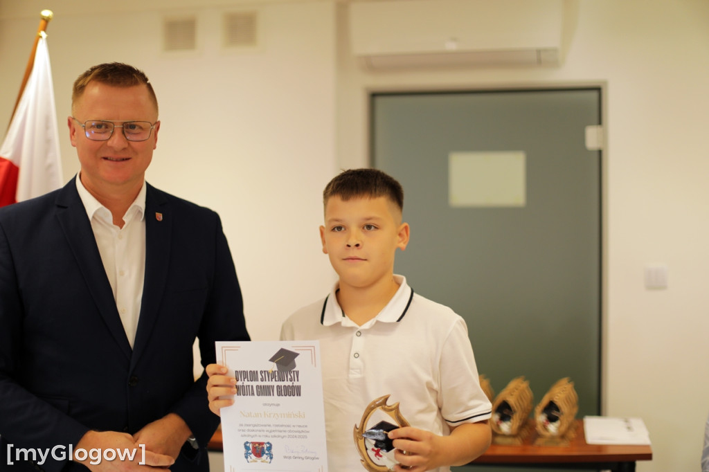 Stypendia dla najlepszych uczniów z gminy Głogów
