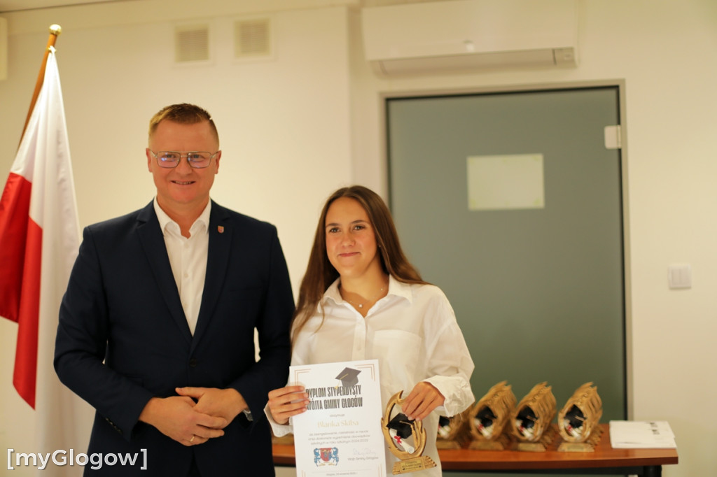 Stypendia dla najlepszych uczniów z gminy Głogów