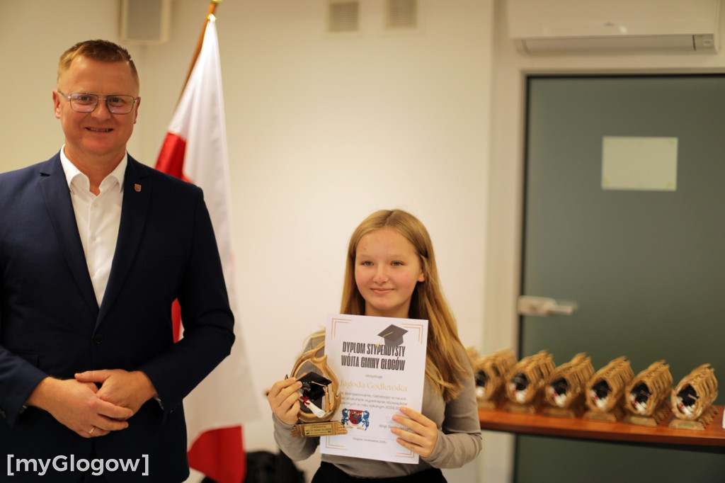 Stypendia dla najlepszych uczniów z gminy Głogów