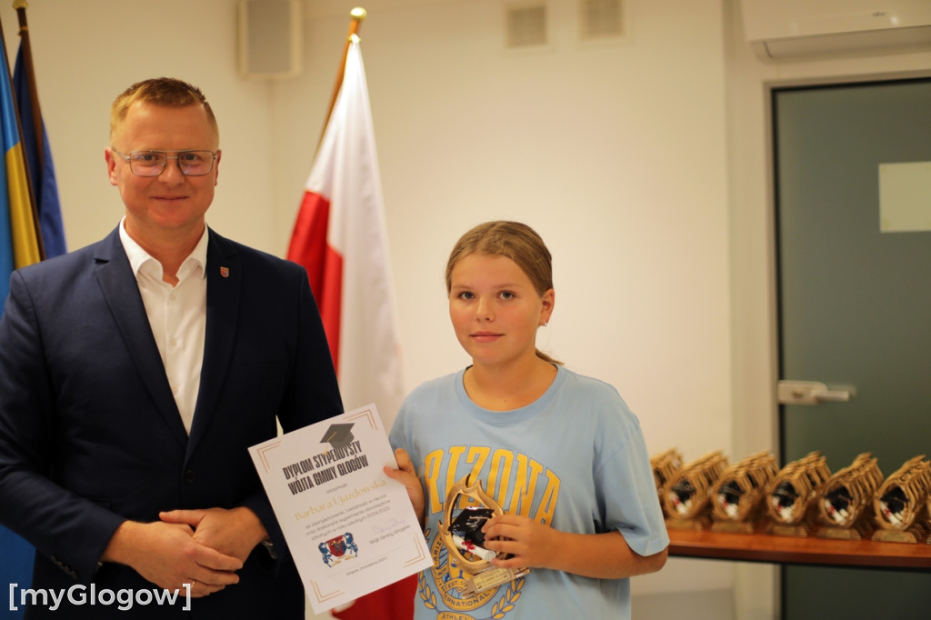 Stypendia dla najlepszych uczniów z gminy Głogów
