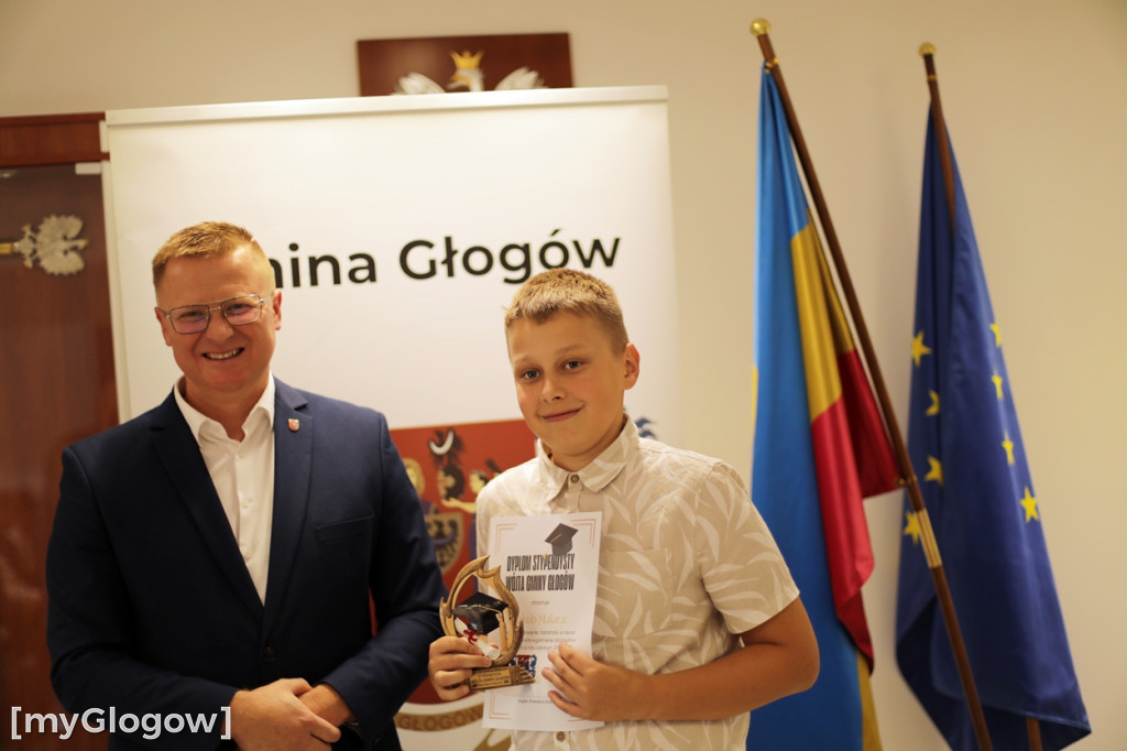 Stypendia dla najlepszych uczniów z gminy Głogów