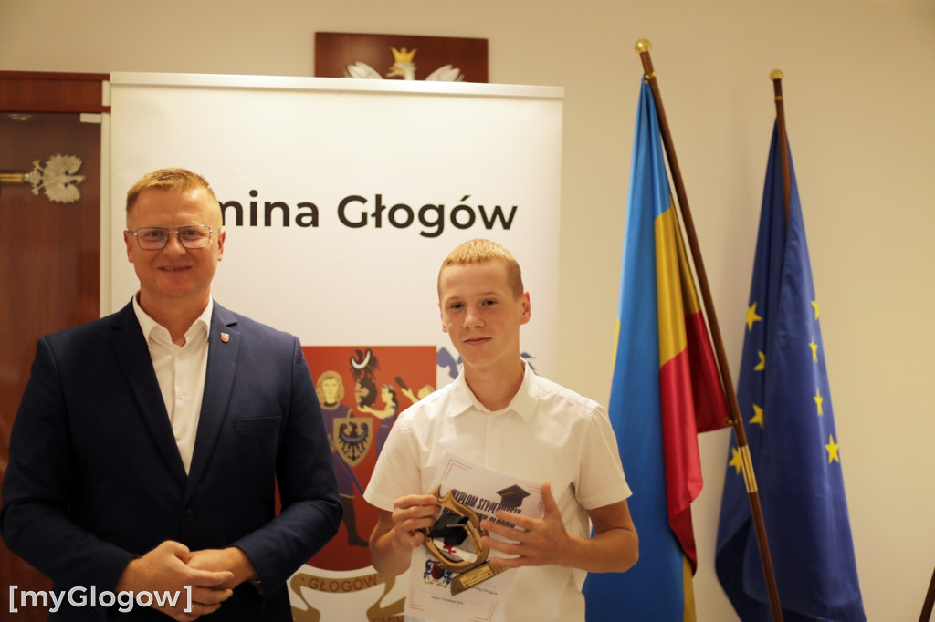 Stypendia dla najlepszych uczniów z gminy Głogów