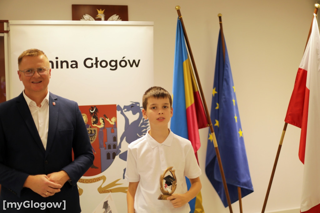 Stypendia dla najlepszych uczniów z gminy Głogów