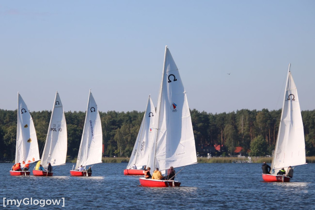 Jesień nad jeziorze