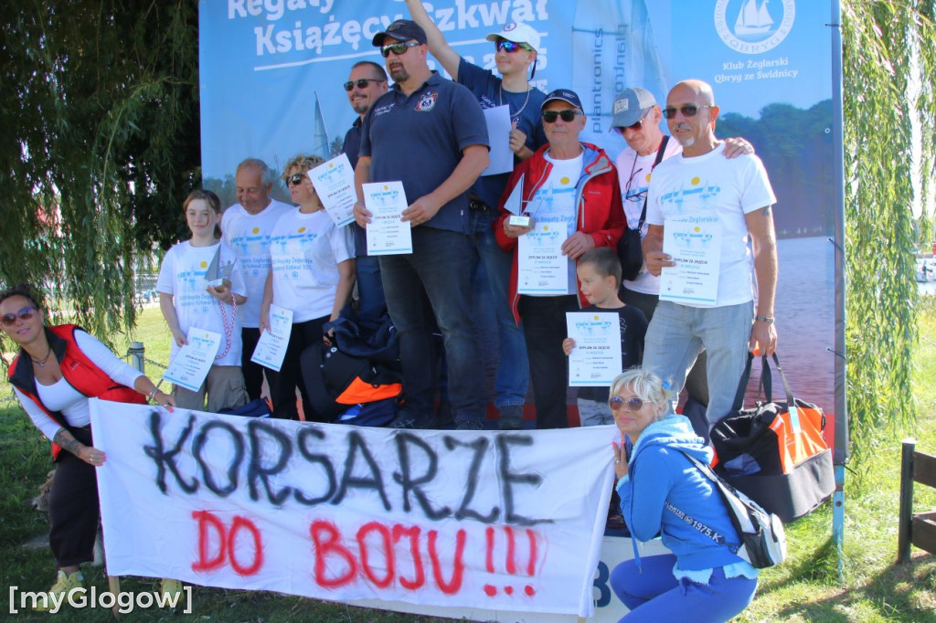 Jesień nad jeziorze
