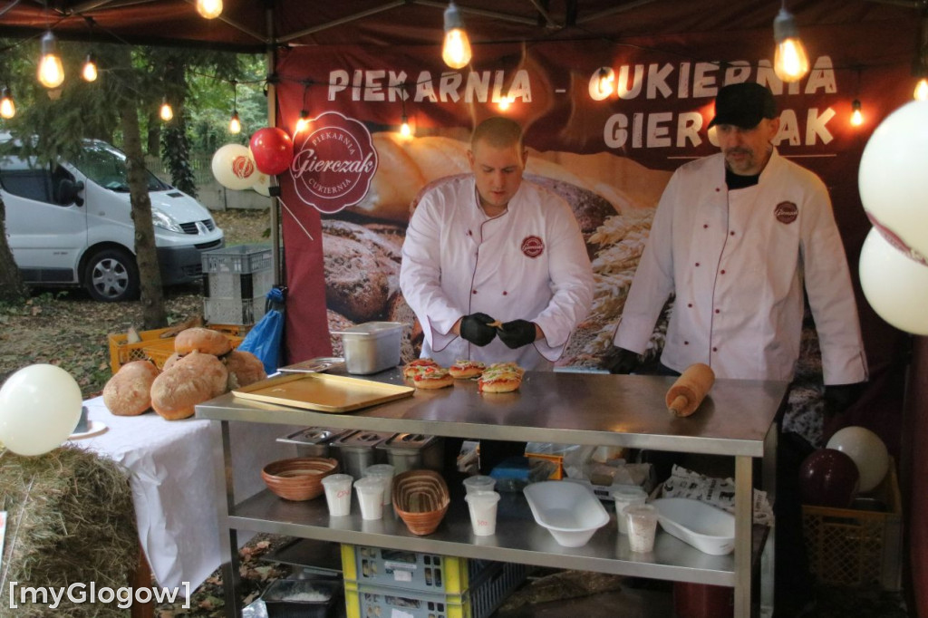 Jesień pod pałacem