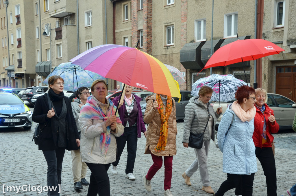 Korowód seniorów w Głogowie