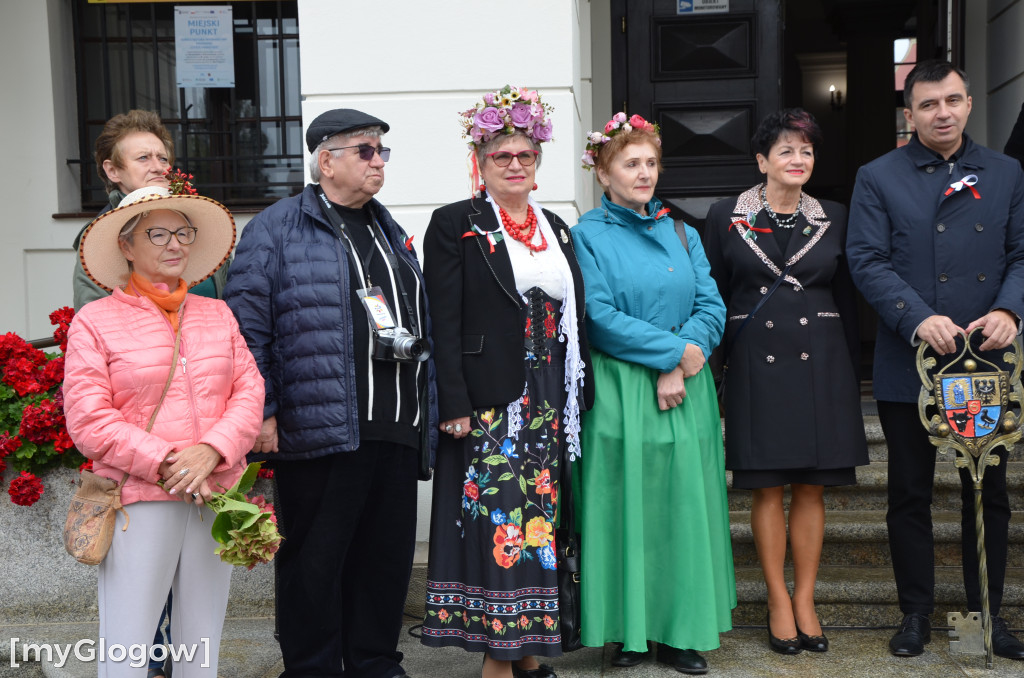 Korowód seniorów w Głogowie
