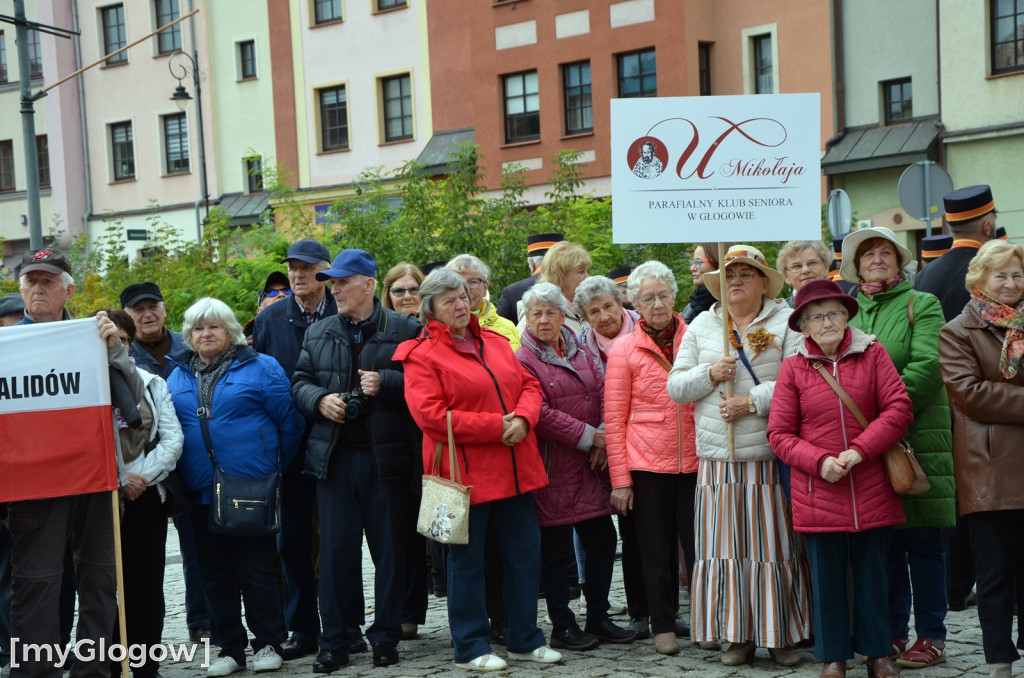 Korowód seniorów w Głogowie