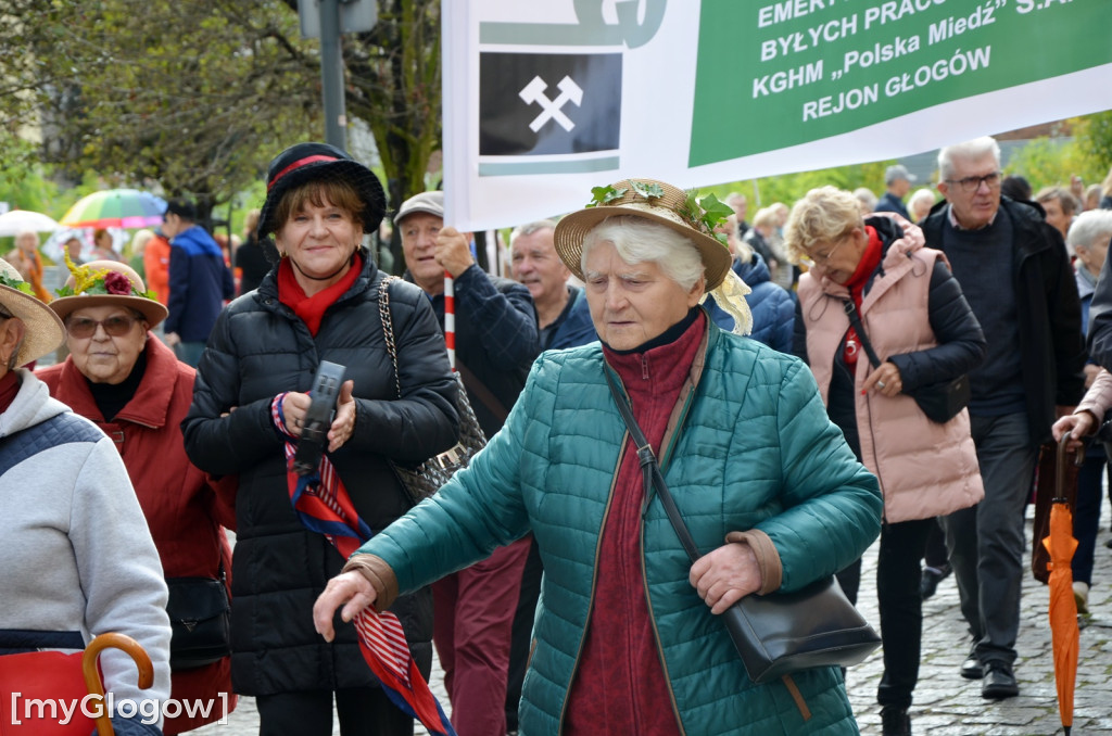 Korowód seniorów w Głogowie