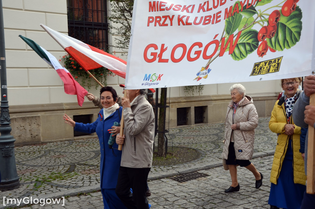 Korowód seniorów w Głogowie
