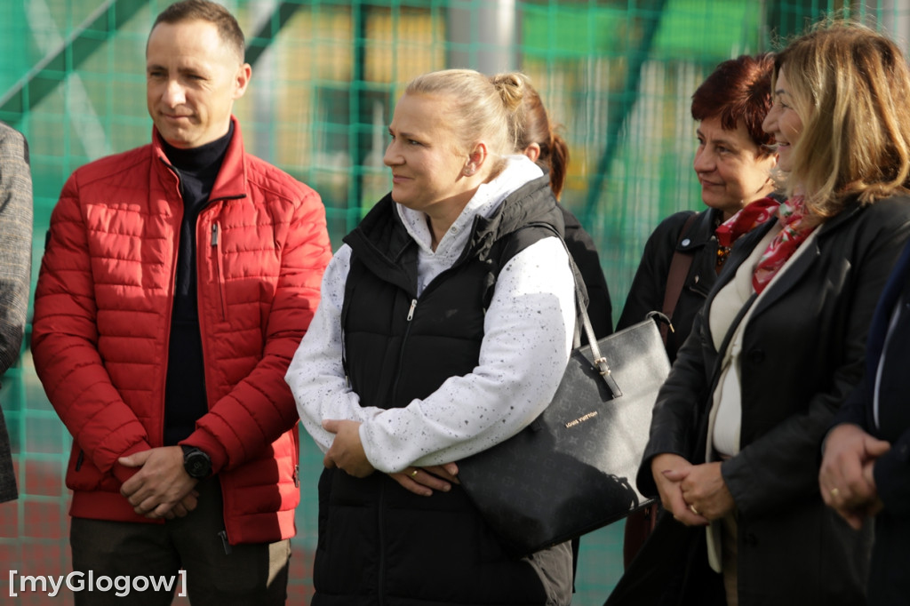 Teraz pod Głogowem mają piękne i nowoczesne boiska