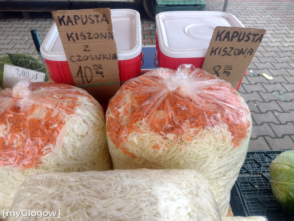 Ceny warzyw i owoców na targu w Głogowie