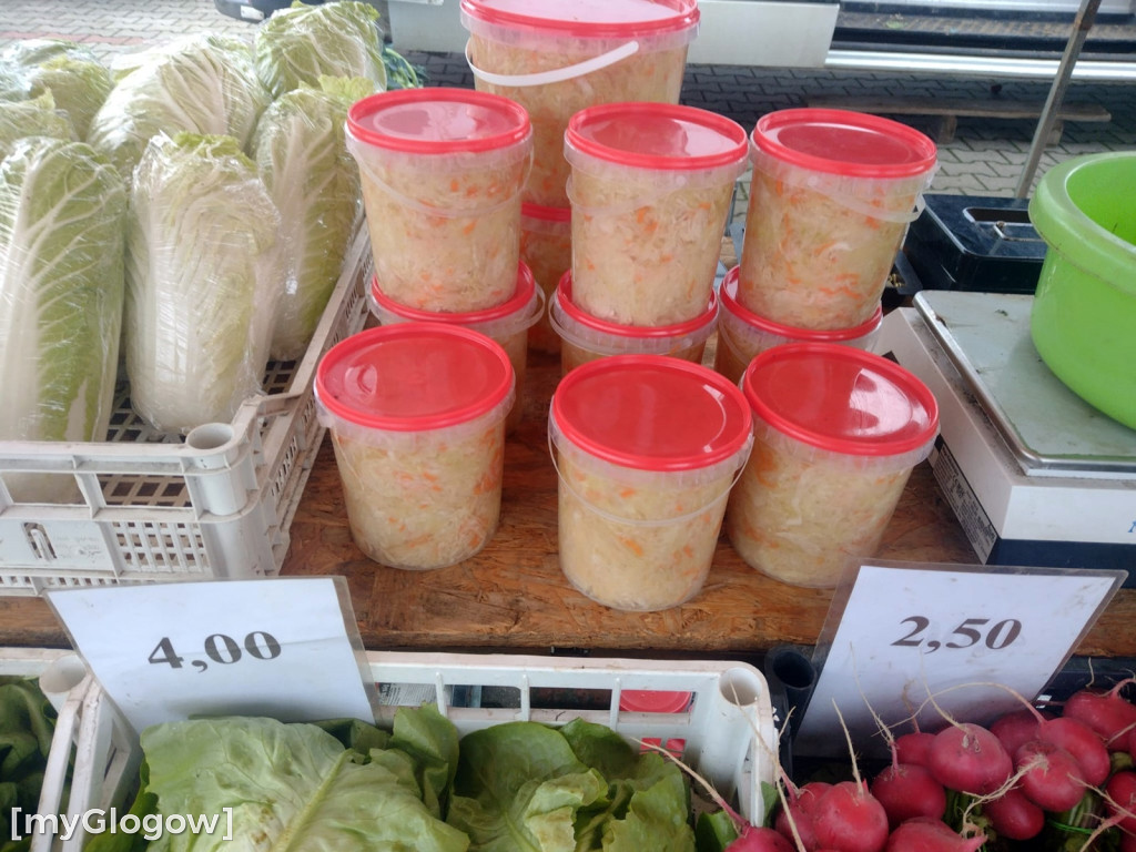 Ceny warzyw i owoców na targu w Głogowie